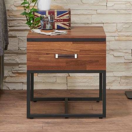 Boční zásuvka, která se zkracuje o velikost hluboká.